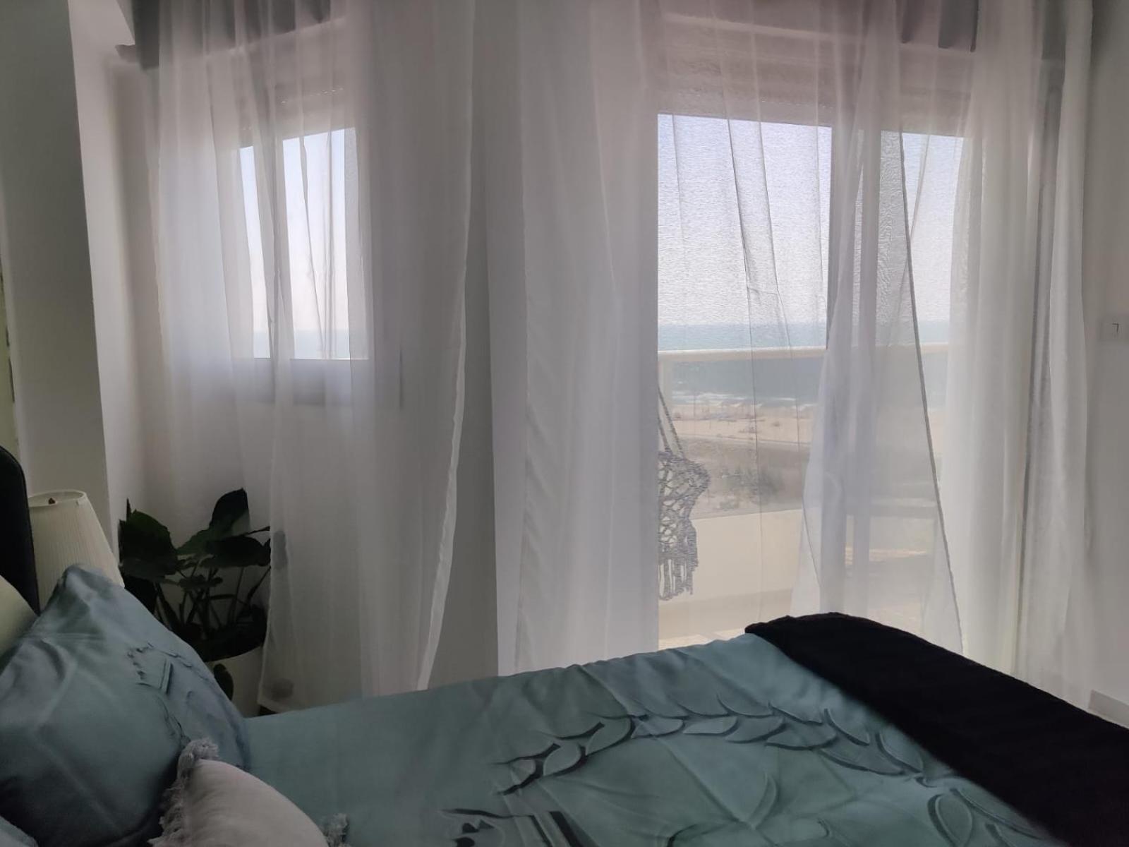סוויטת פאר מול הים Lägenhet Ashdod Exteriör bild